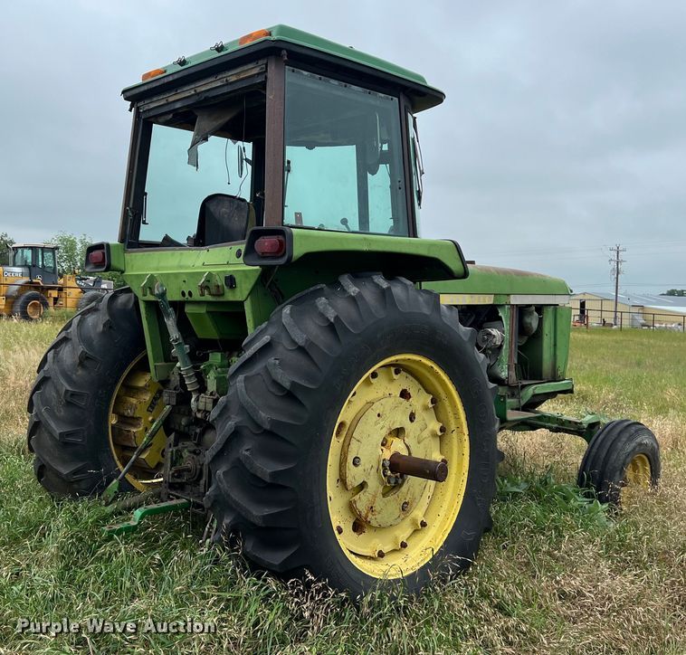 image for item DS2970 John Deere 4430 tractor