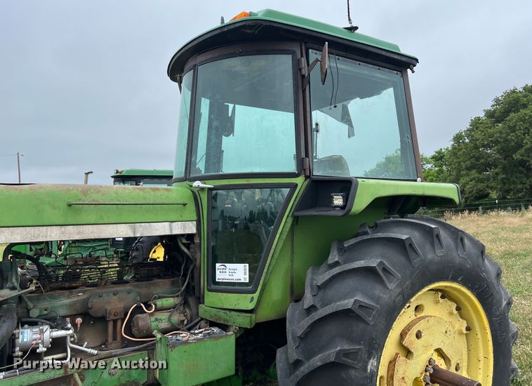 image for item DS2970 John Deere 4430 tractor