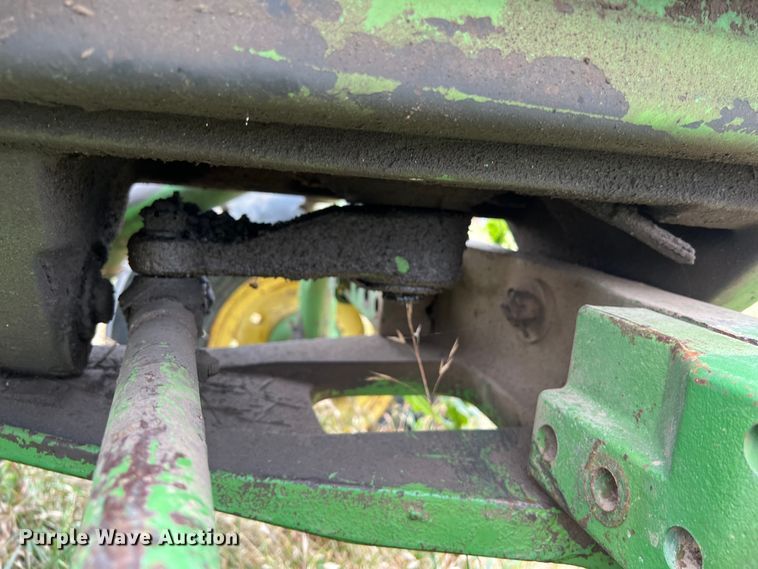 image for item DS2970 John Deere 4430 tractor