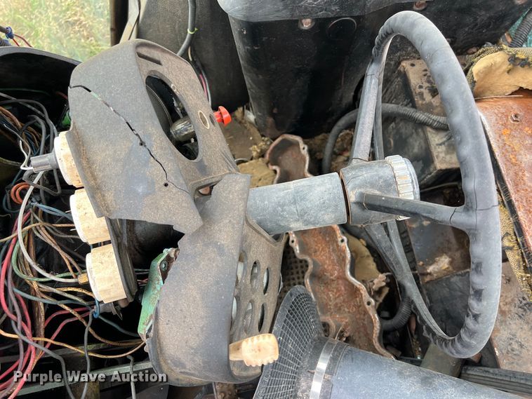 image for item DS2970 John Deere 4430 tractor