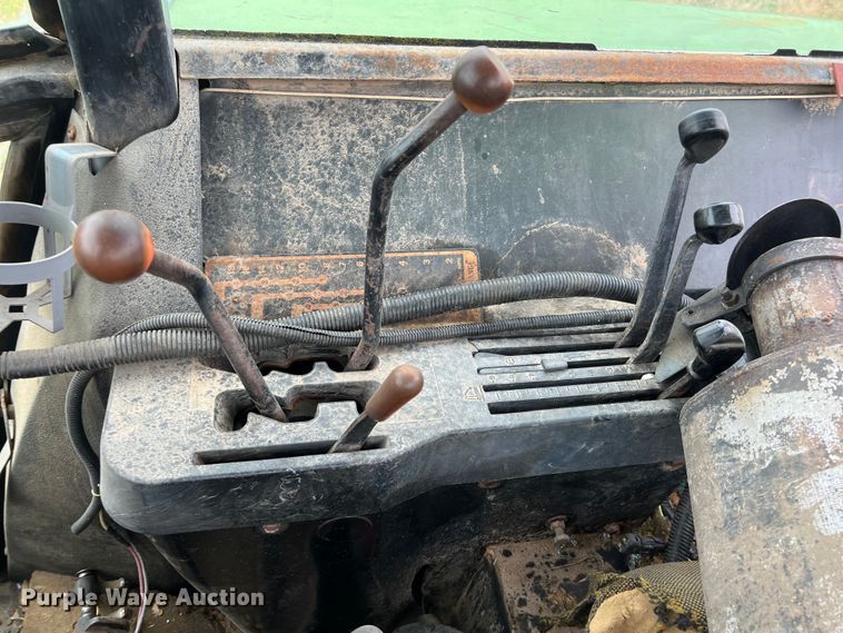 image for item DS2970 John Deere 4430 tractor