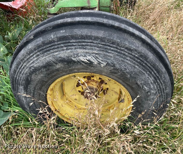 image for item DS2970 John Deere 4430 tractor