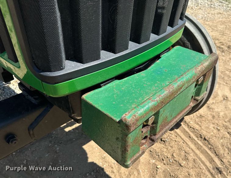 image for item EH6702 2004 John Deere 5203 tractor
