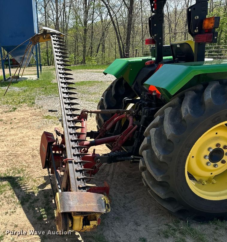 image for item EH6702 2004 John Deere 5203 tractor