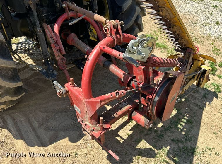 image for item EH6702 2004 John Deere 5203 tractor