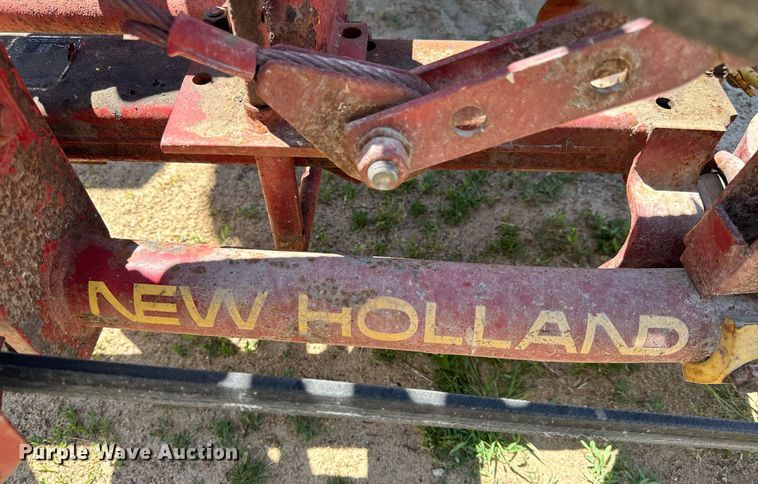 image for item EH6702 2004 John Deere 5203 tractor