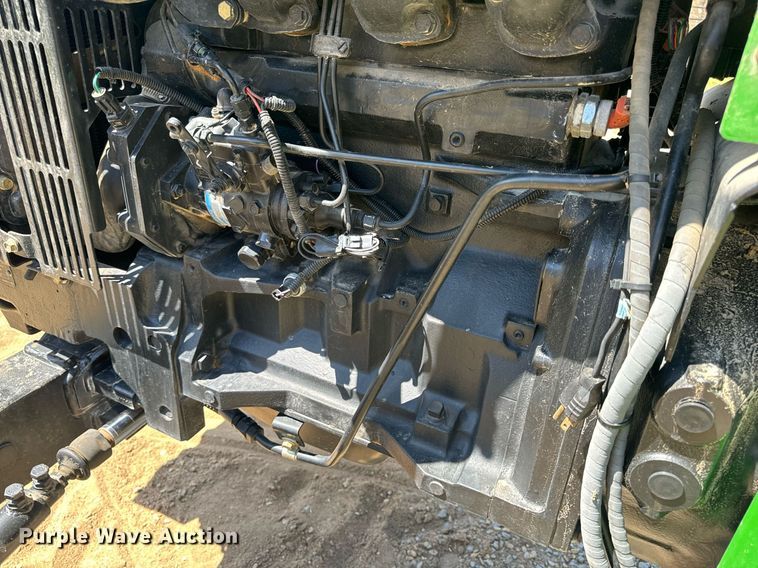 image for item EH6702 2004 John Deere 5203 tractor