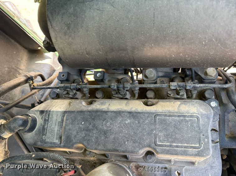 image for item EH6702 2004 John Deere 5203 tractor