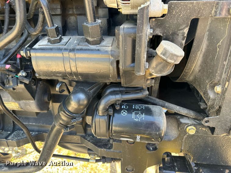 image for item EH6702 2004 John Deere 5203 tractor