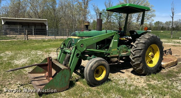 image for item EH6703 1981 John Deere 2640 tractor