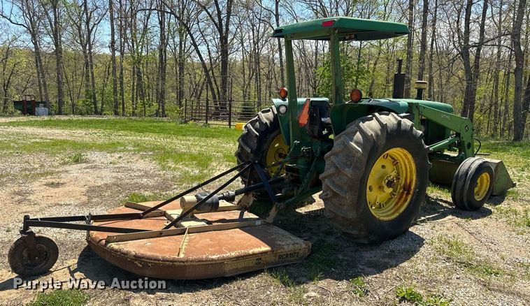 image for item EH6703 1981 John Deere 2640 tractor