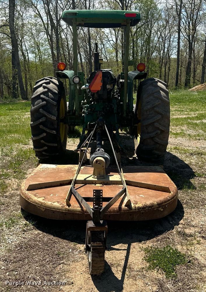 image for item EH6703 1981 John Deere 2640 tractor