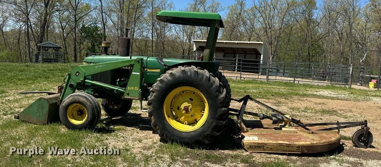 image for item EH6703 1981 John Deere 2640 tractor