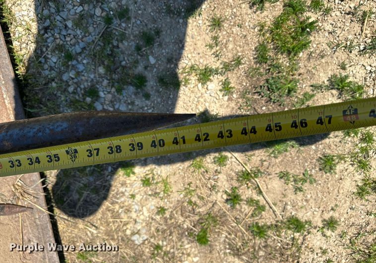 image for item EH6703 1981 John Deere 2640 tractor