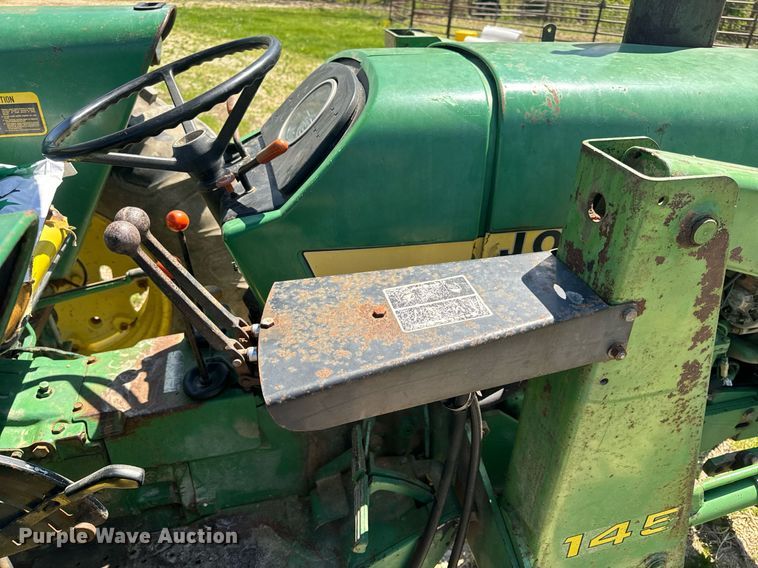 image for item EH6703 1981 John Deere 2640 tractor