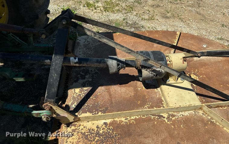 image for item EH6703 1981 John Deere 2640 tractor