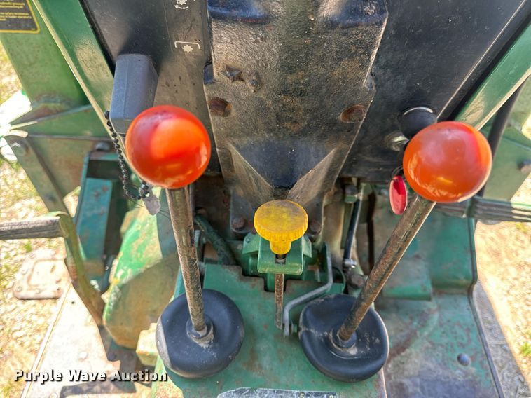 image for item EH6703 1981 John Deere 2640 tractor