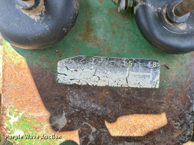 image for item EH6703 1981 John Deere 2640 tractor