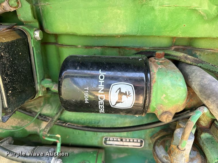 image for item EH6703 1981 John Deere 2640 tractor
