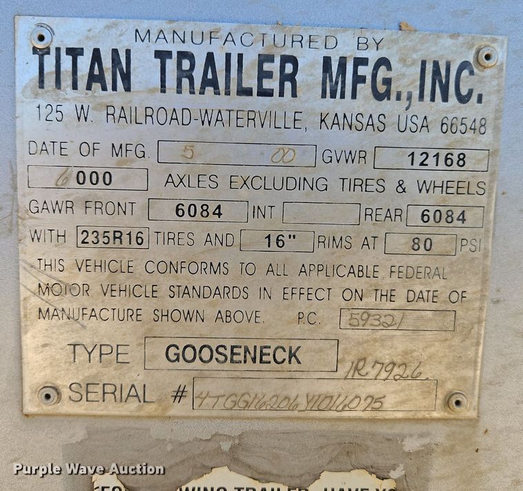 image for item EI3743 2000 Titan Trailer livestock trailer