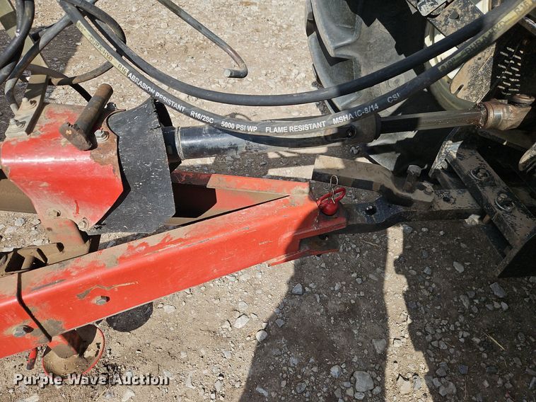 image for item EI3760 New Holland 195 manure spreader