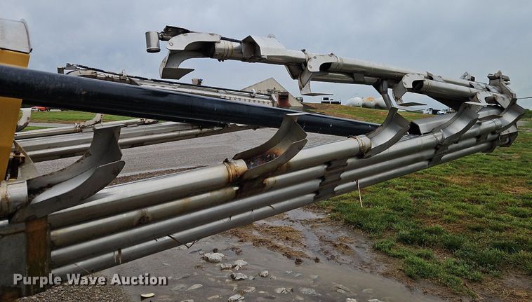 image for item EI3763 Ag-Chem Airman 1000 Precision spreader bed