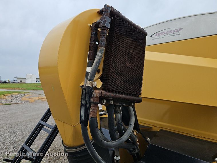 image for item EI3763 Ag-Chem Airman 1000 Precision spreader bed