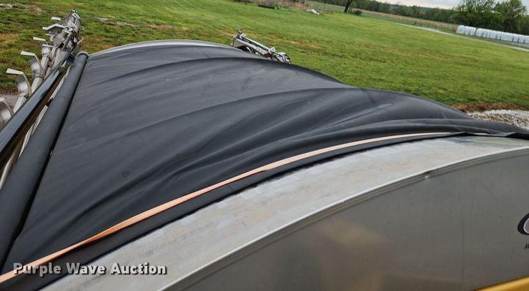 image for item EI3763 Ag-Chem Airman 1000 Precision spreader bed