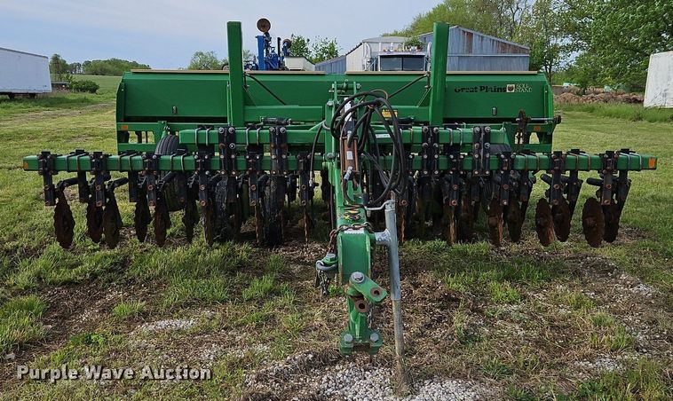 image for item EI3795 Great Plains Solid Stand 15 no-till grain drill