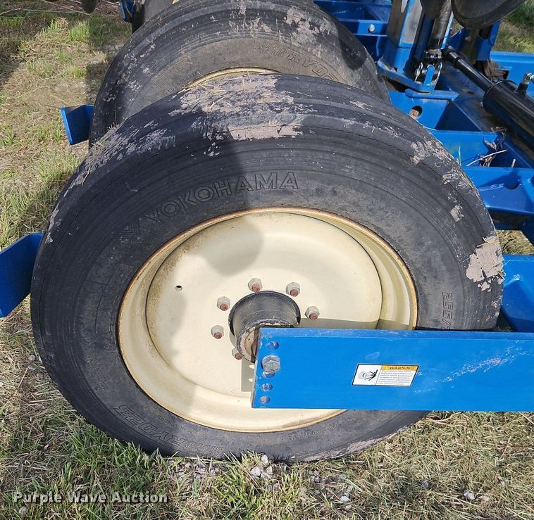 image for item EI3796 Kinze 3600 no-till planter