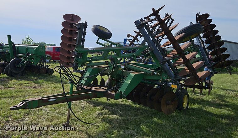image for item EI3797 John Deere  630 tandem disk