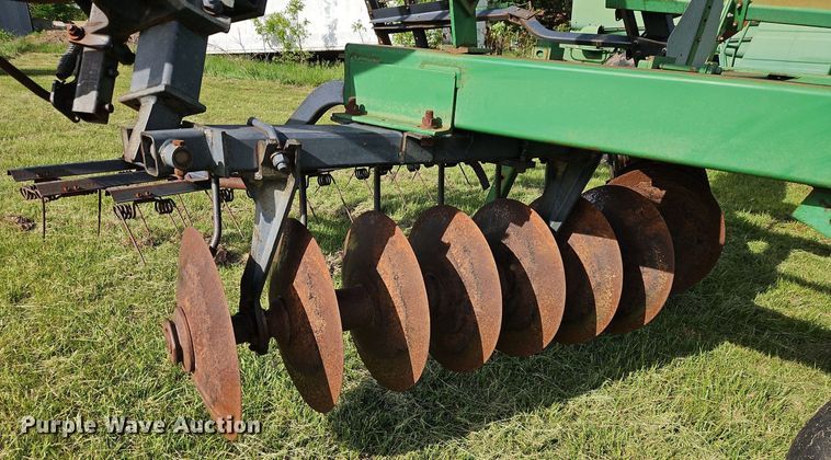image for item EI3797 John Deere  630 tandem disk