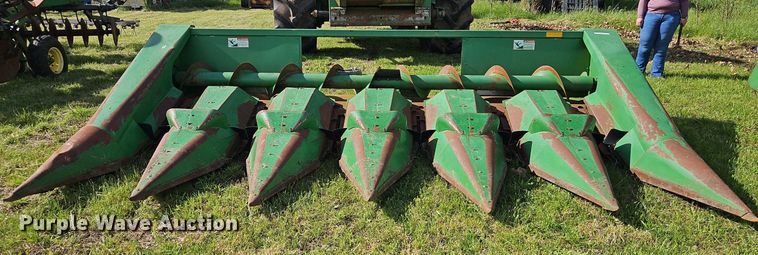 image for item EI3798 John Deere  643 corn head