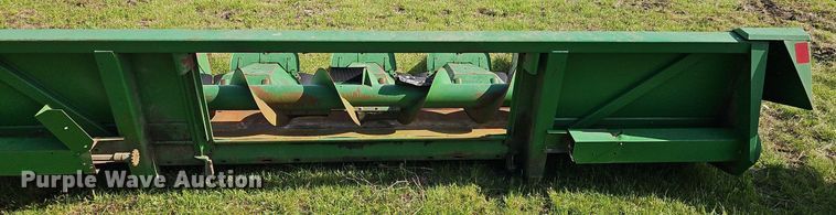 image for item EI3798 John Deere  643 corn head