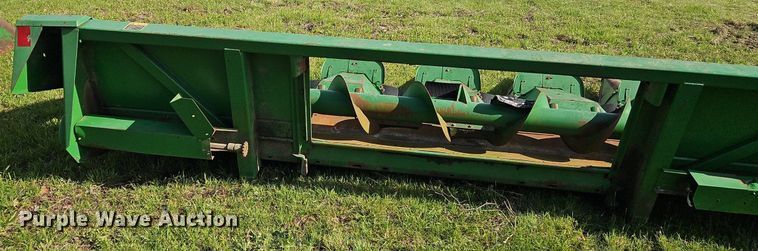 image for item EI3798 John Deere  643 corn head