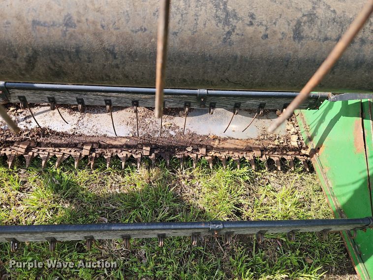 image for item EI3799 John Deere  220 flex head