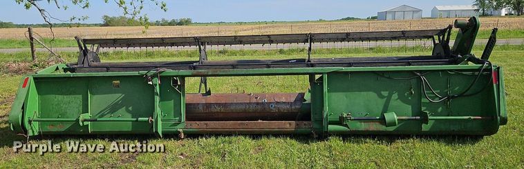 image for item EI3799 John Deere  220 flex head