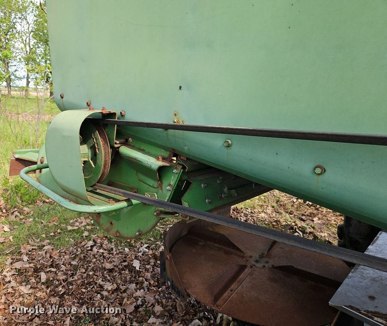 image for item EI3800 1982 John Deere 7720 RWA combine