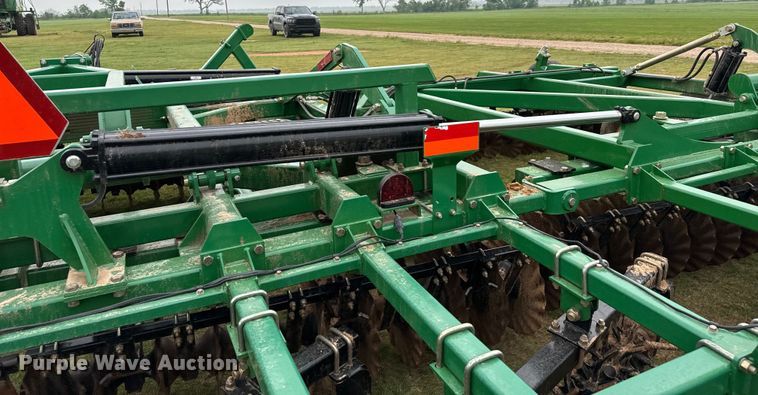 image for item EJ0515 Great Plains 3500 Turbo-Max vertical tillage
