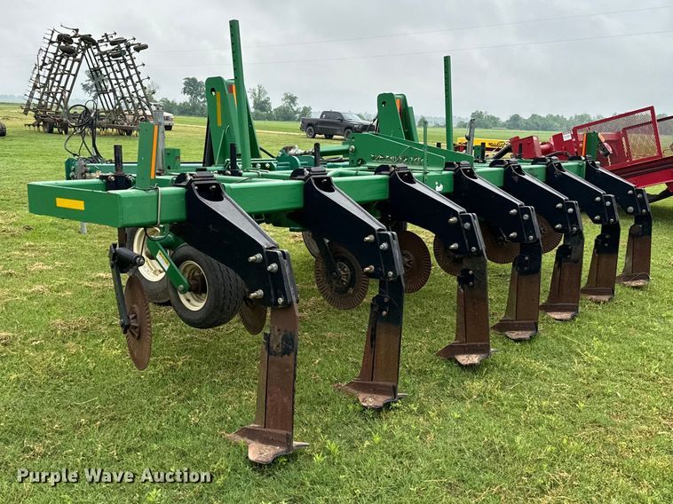 image for item EJ0516 Great Plains 175 ripper