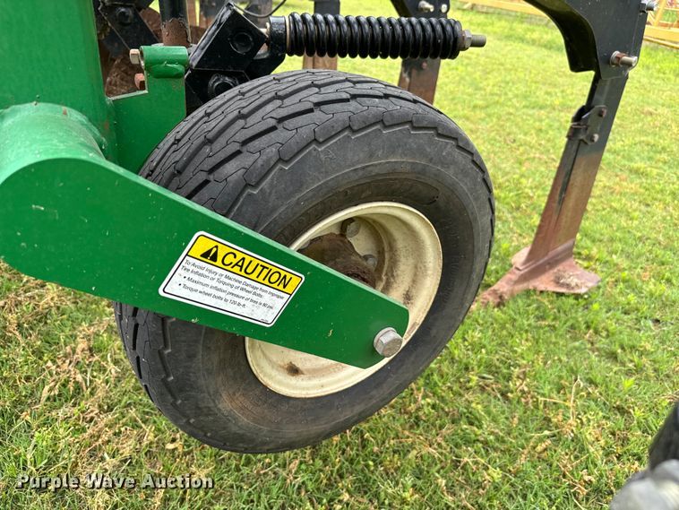 image for item EJ0516 Great Plains 175 ripper