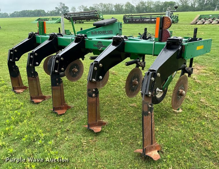 image for item EJ0517 Great Plains  Sub-Soiler 1300 ripper