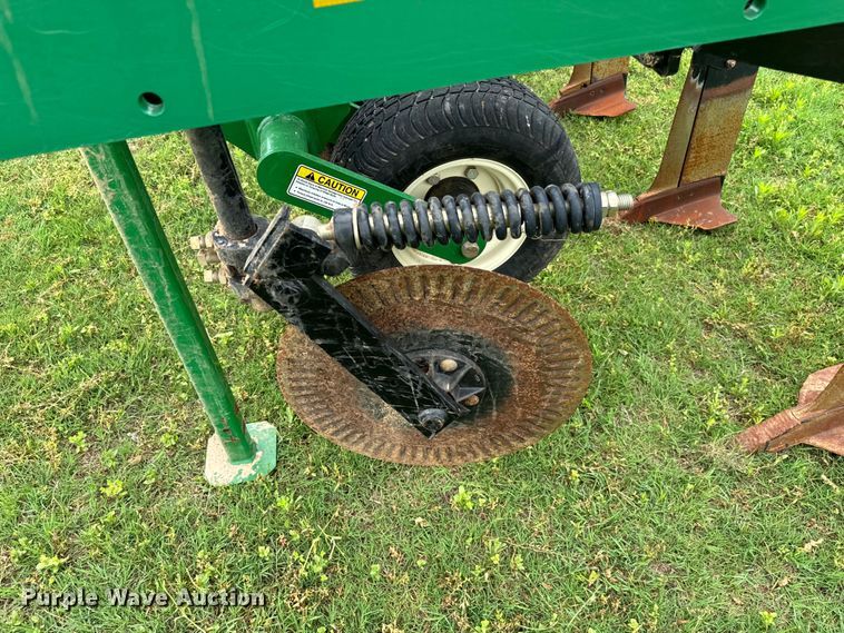 image for item EJ0517 Great Plains  Sub-Soiler 1300 ripper