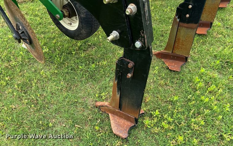 image for item EJ0517 Great Plains  Sub-Soiler 1300 ripper