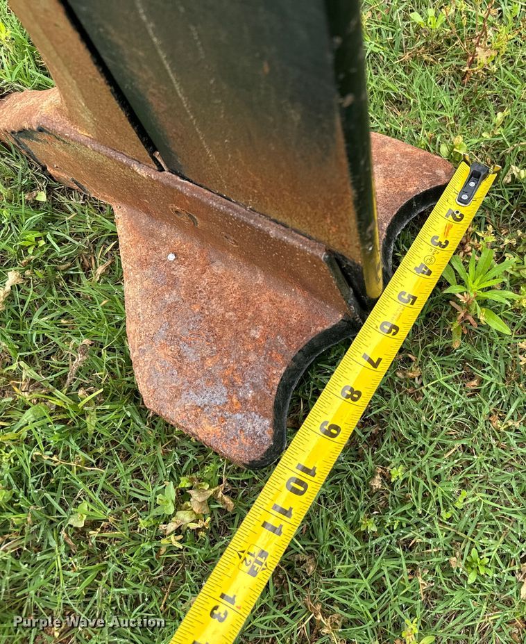 image for item EJ0517 Great Plains  Sub-Soiler 1300 ripper