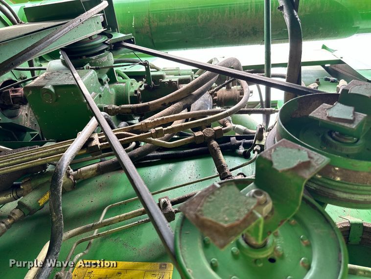 image for item EJ0521 1997 John Deere 9500 RWA combine