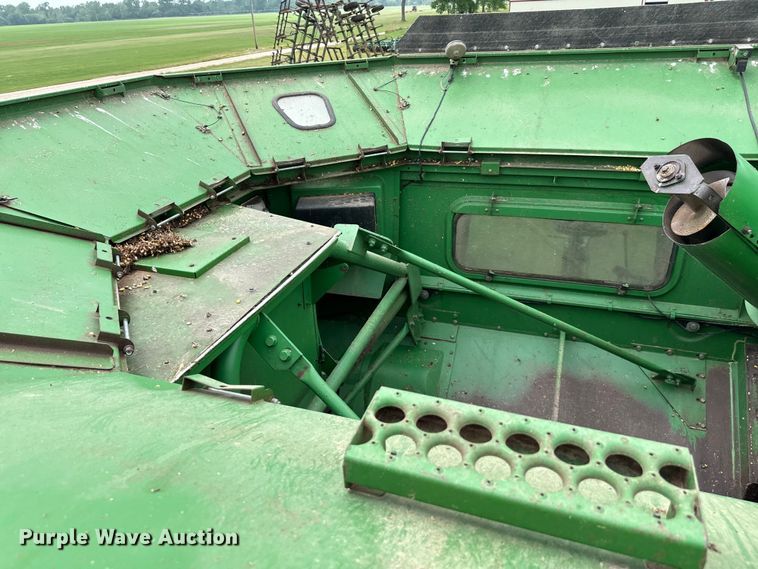 image for item EJ0521 1997 John Deere 9500 RWA combine