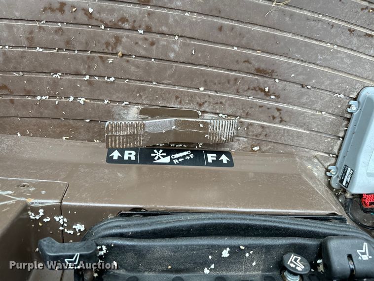 image for item EJ0521 1997 John Deere 9500 RWA combine