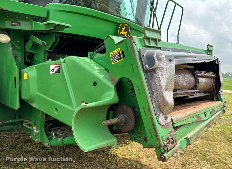 image for item EJ0524 2011 John Deere 9770 STS RWA combine