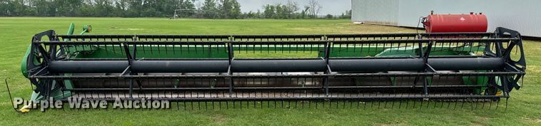 image for item EJ0527 1998 John Deere 925 flex head